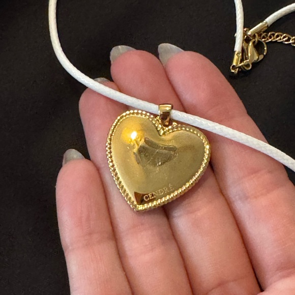 Cendre Co Australian Jewelry Belle Heart Pendant White Necklace - Picture 7 of 11